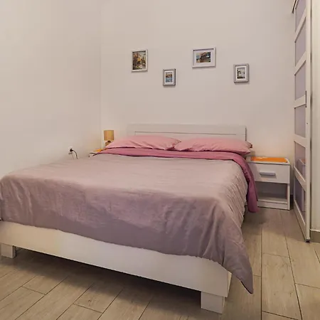 Apartmán 1 Bedroom Awesome In